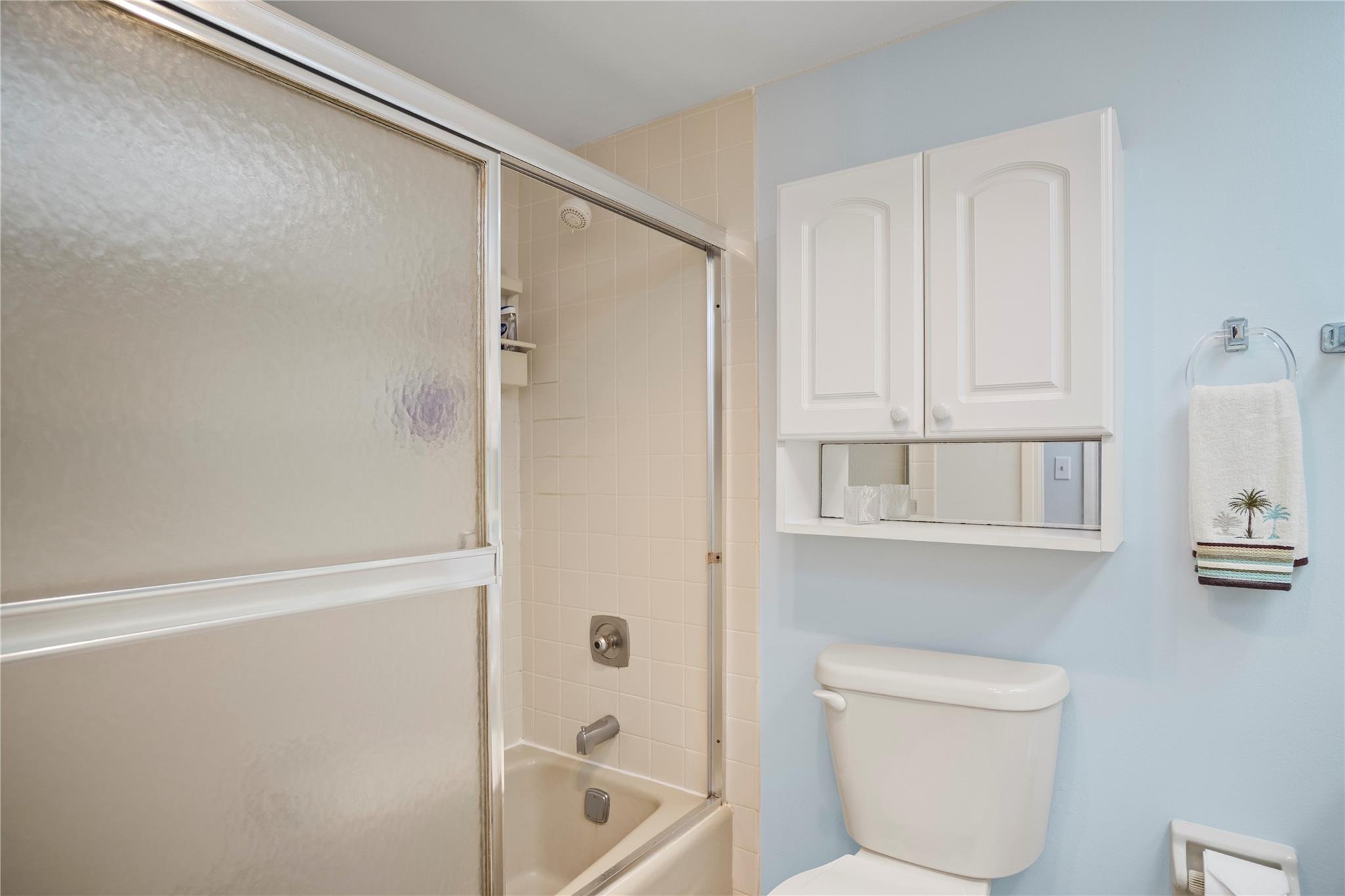 PALM-AIRE COUNTRY CLUB AP - Residential