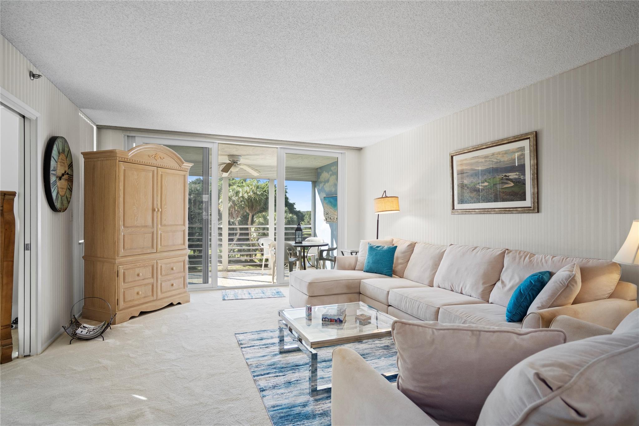 View photos, virtual tours, details... 3510 Oaks Way 307