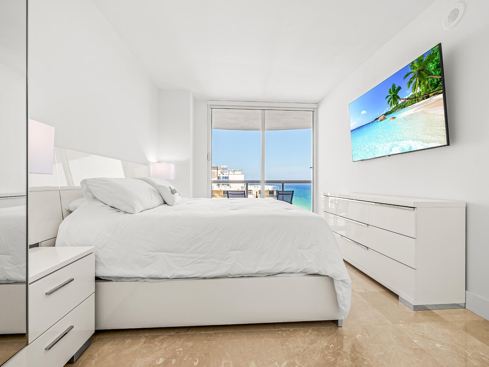 AKOYA CONDO - Residential Lease