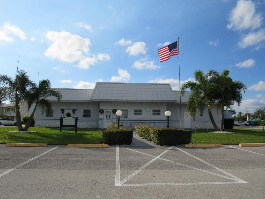 SANDALFOOT - Residential