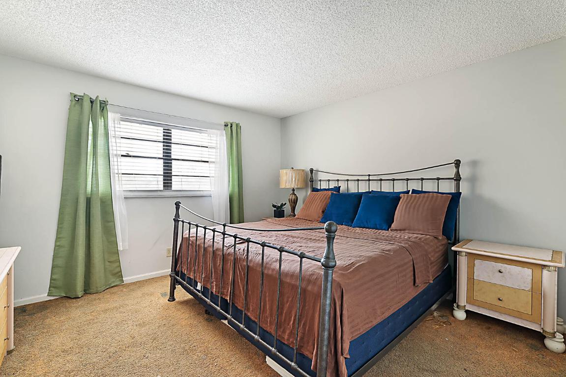 BROADVIEW CONDO - Residential