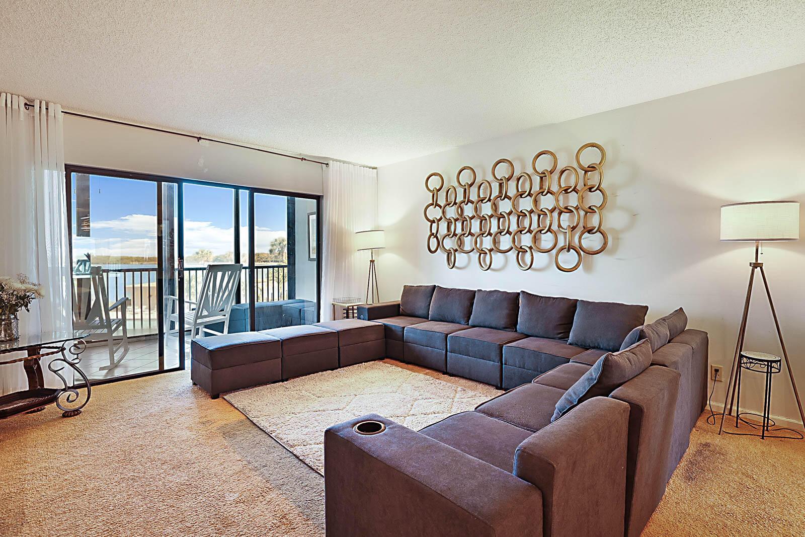 200 Intracoastal Place 306