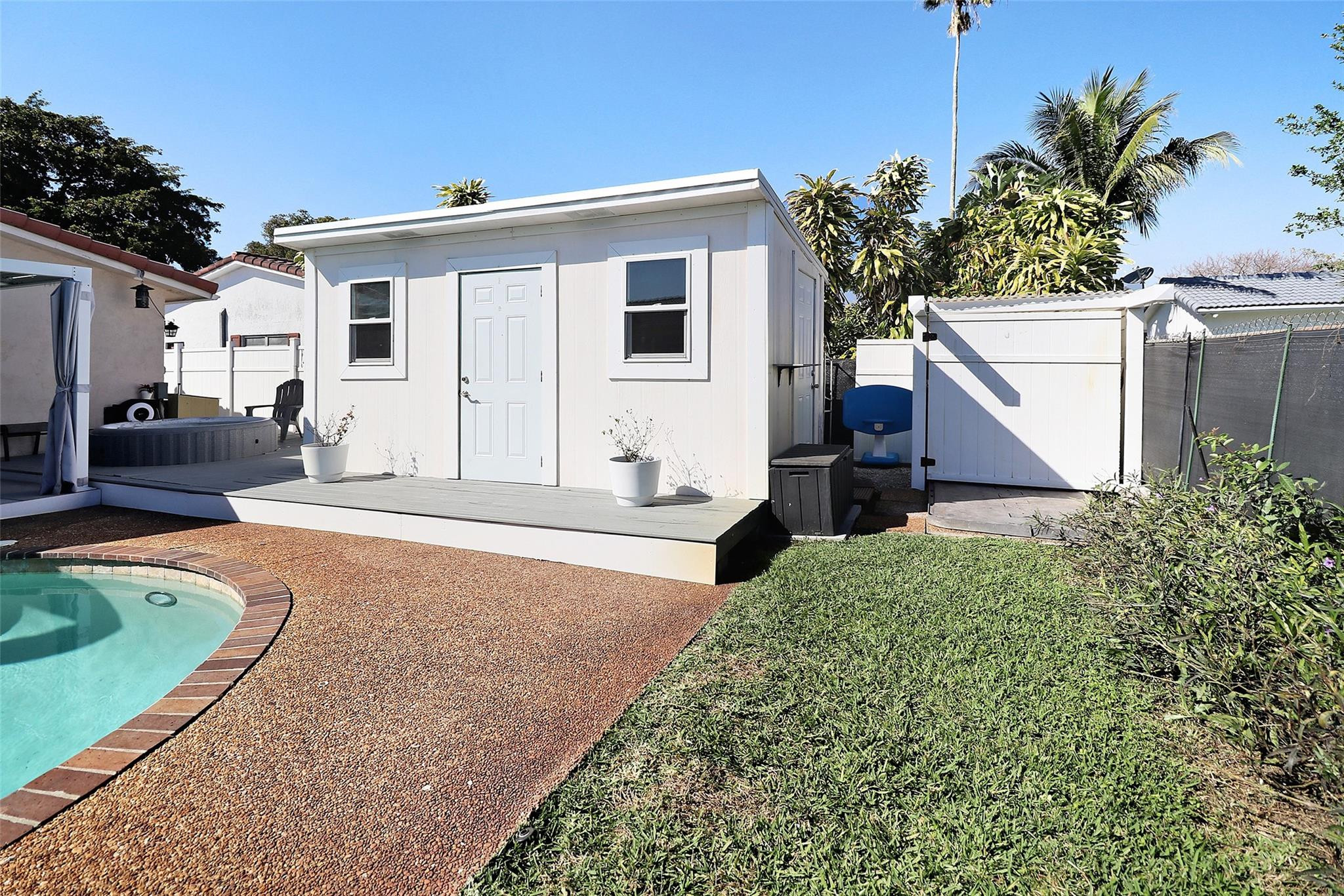 The Windings 70-44 B - Residential