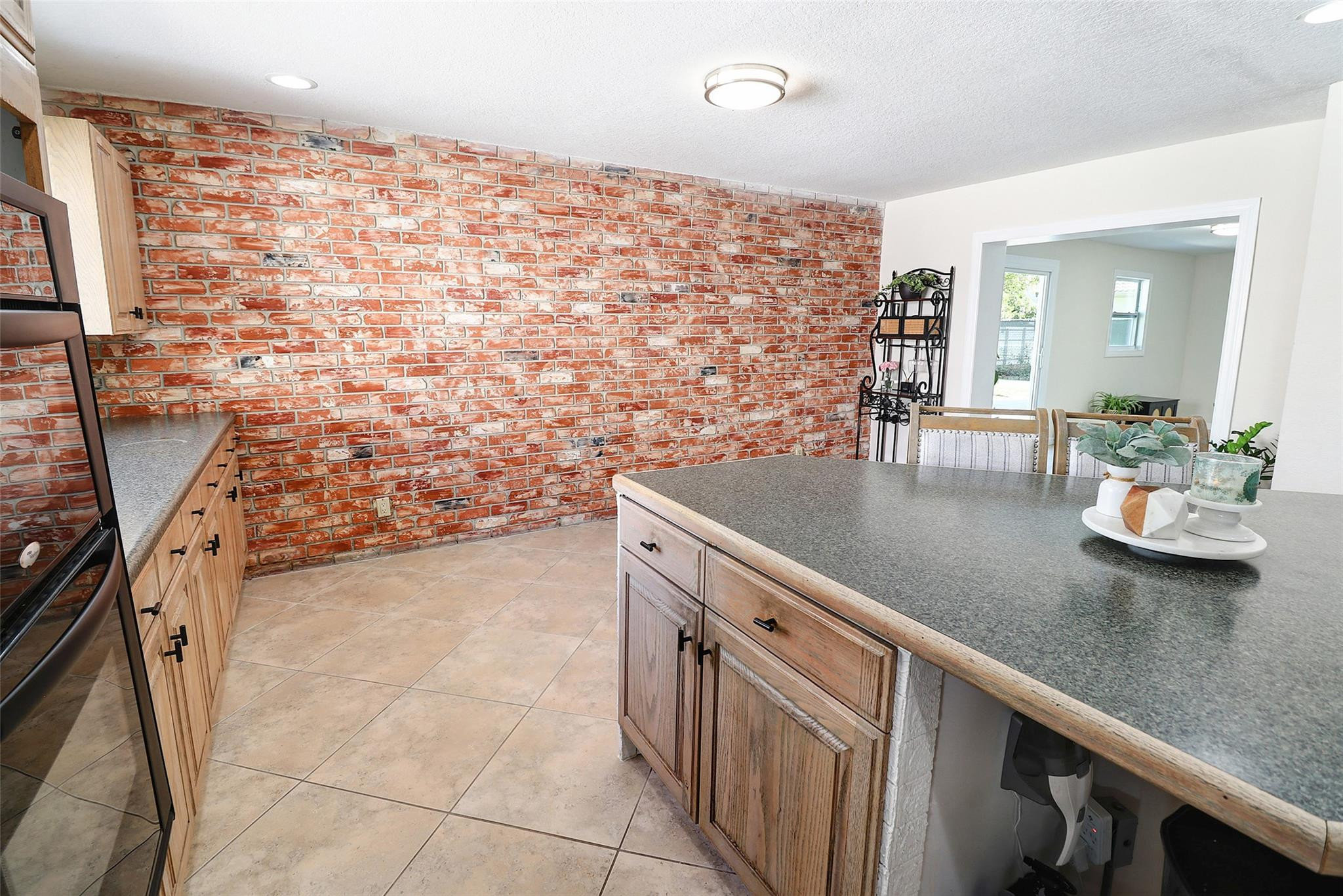 The Windings 70-44 B - Residential