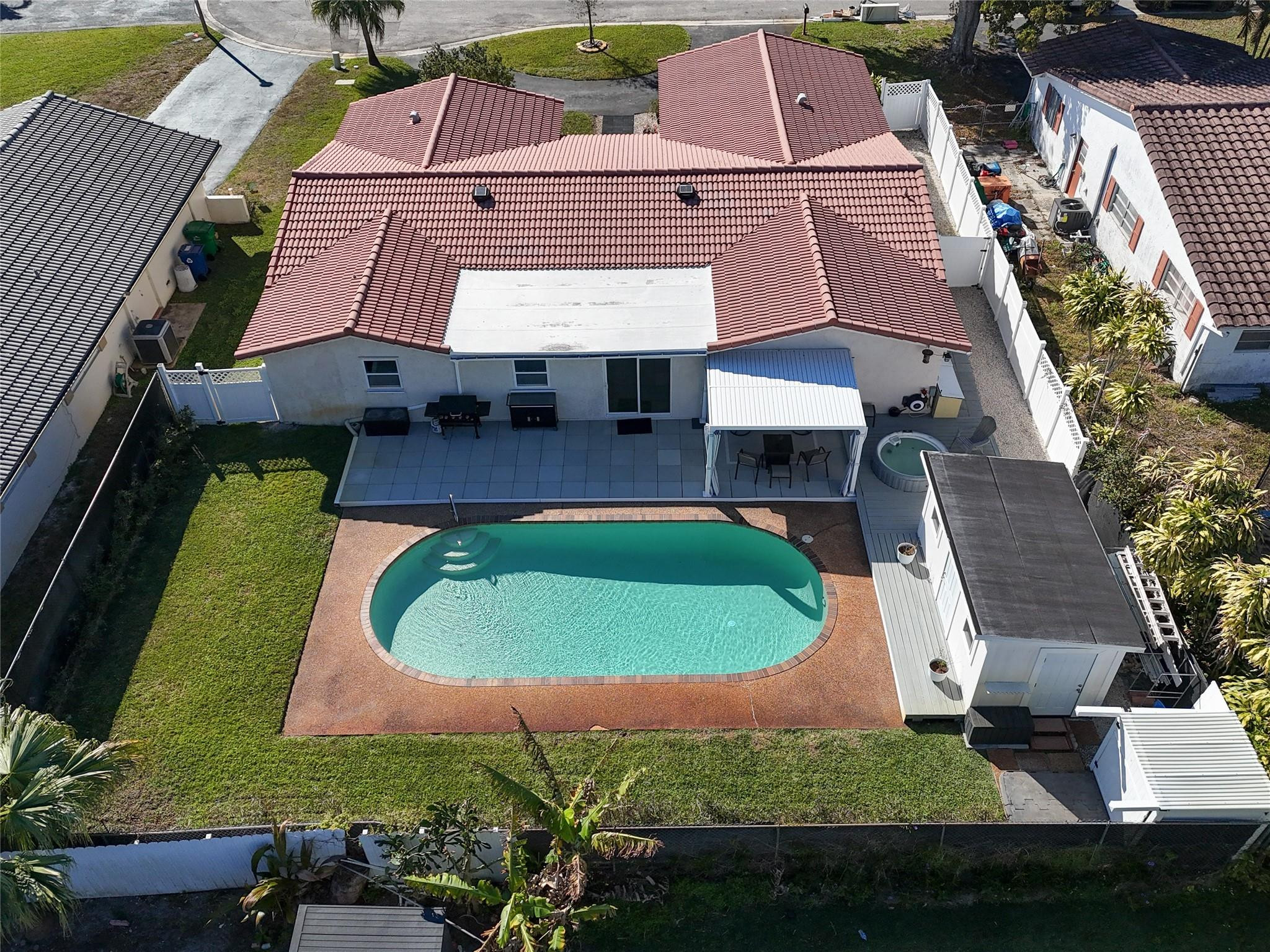 The Windings 70-44 B - Residential