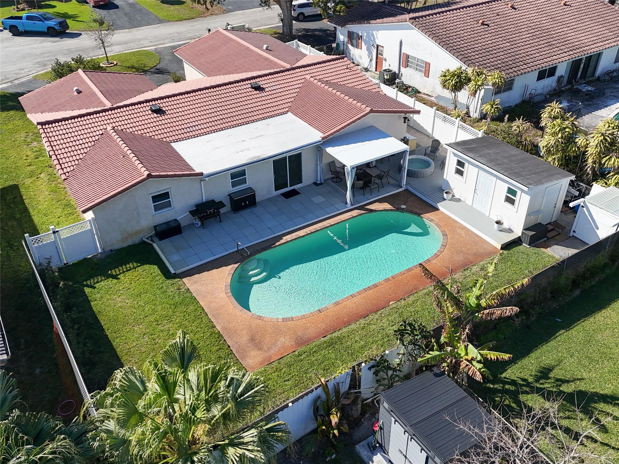 The Windings 70-44 B - Residential