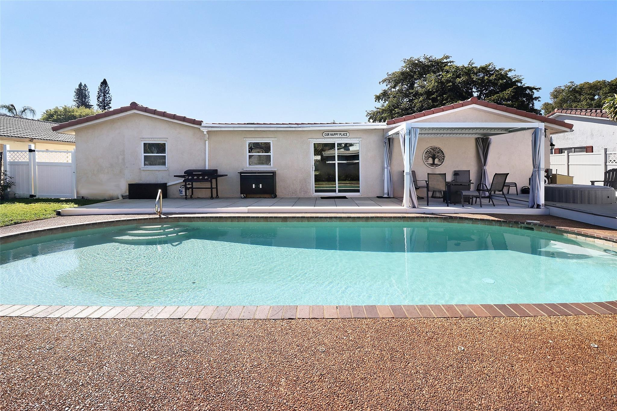 The Windings 70-44 B - Residential