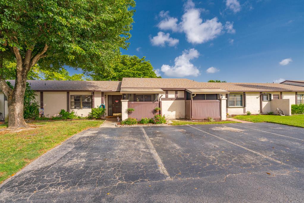 INDIAN TRAIL VILLAS 2 - Residential