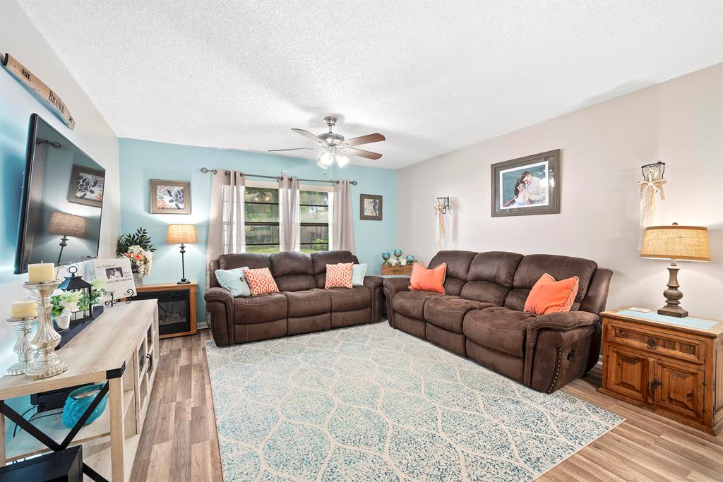 INDIAN TRAIL VILLAS 2 - Residential