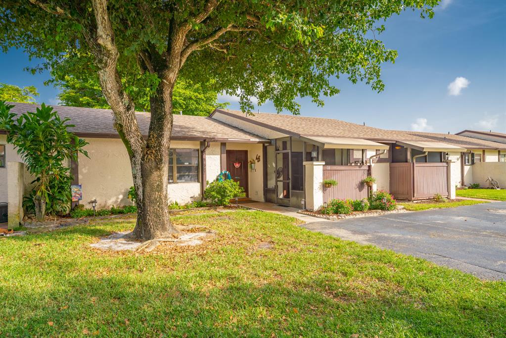 INDIAN TRAIL VILLAS 2 - Residential