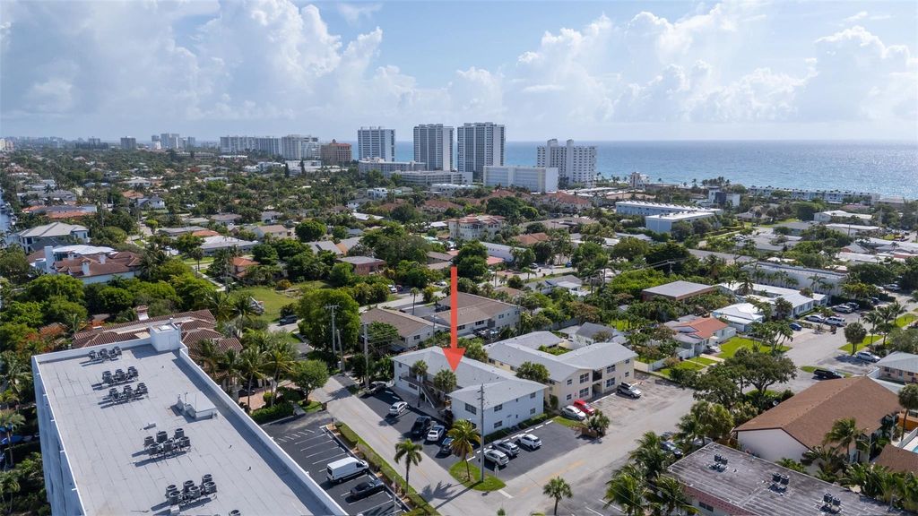 Photo of 1907 NE 4th Street #8, Deerfield Beach, FL 33441 (MLS # F10508559)