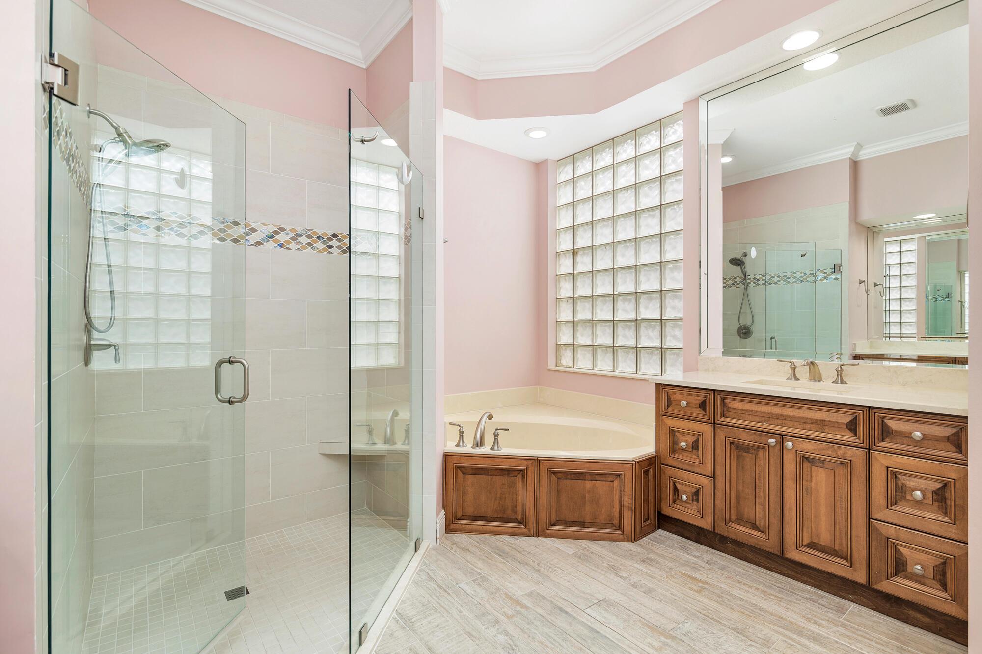 BREAKERS WEST 9 - Residential