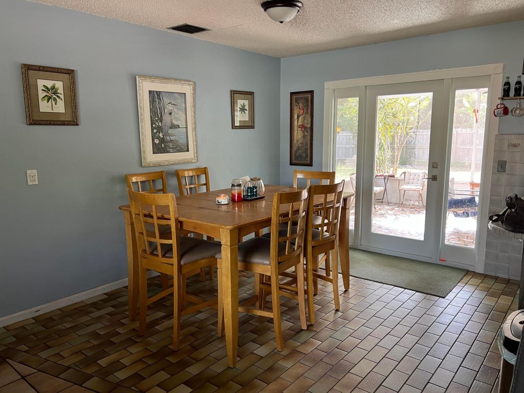 Photo of 5909 Myrtle Drive, Fort Pierce, FL 34982 (MLS # R10976300)