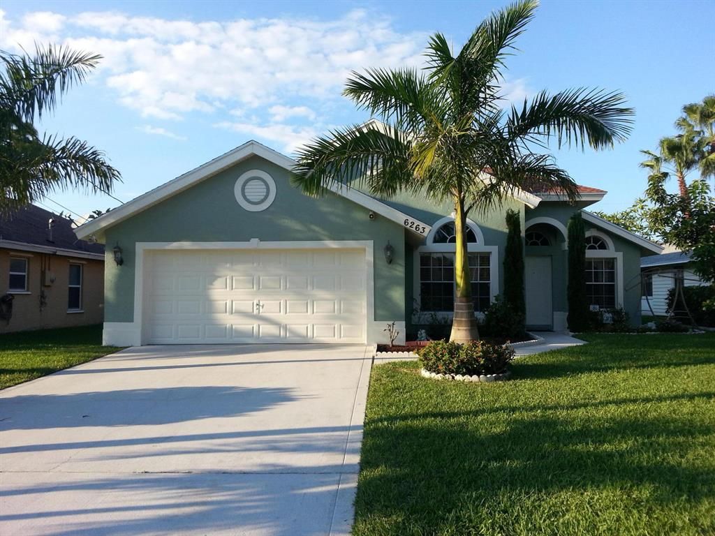 Photo of 6263 Dania Street, Jupiter, FL 33458 (MLS # R10735260)