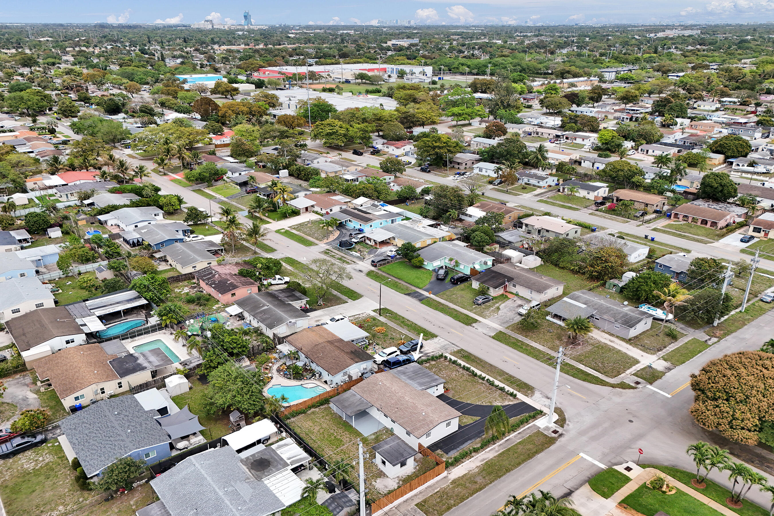 BOULEVARD HEIGHTS SEC 3 - Residential Lease