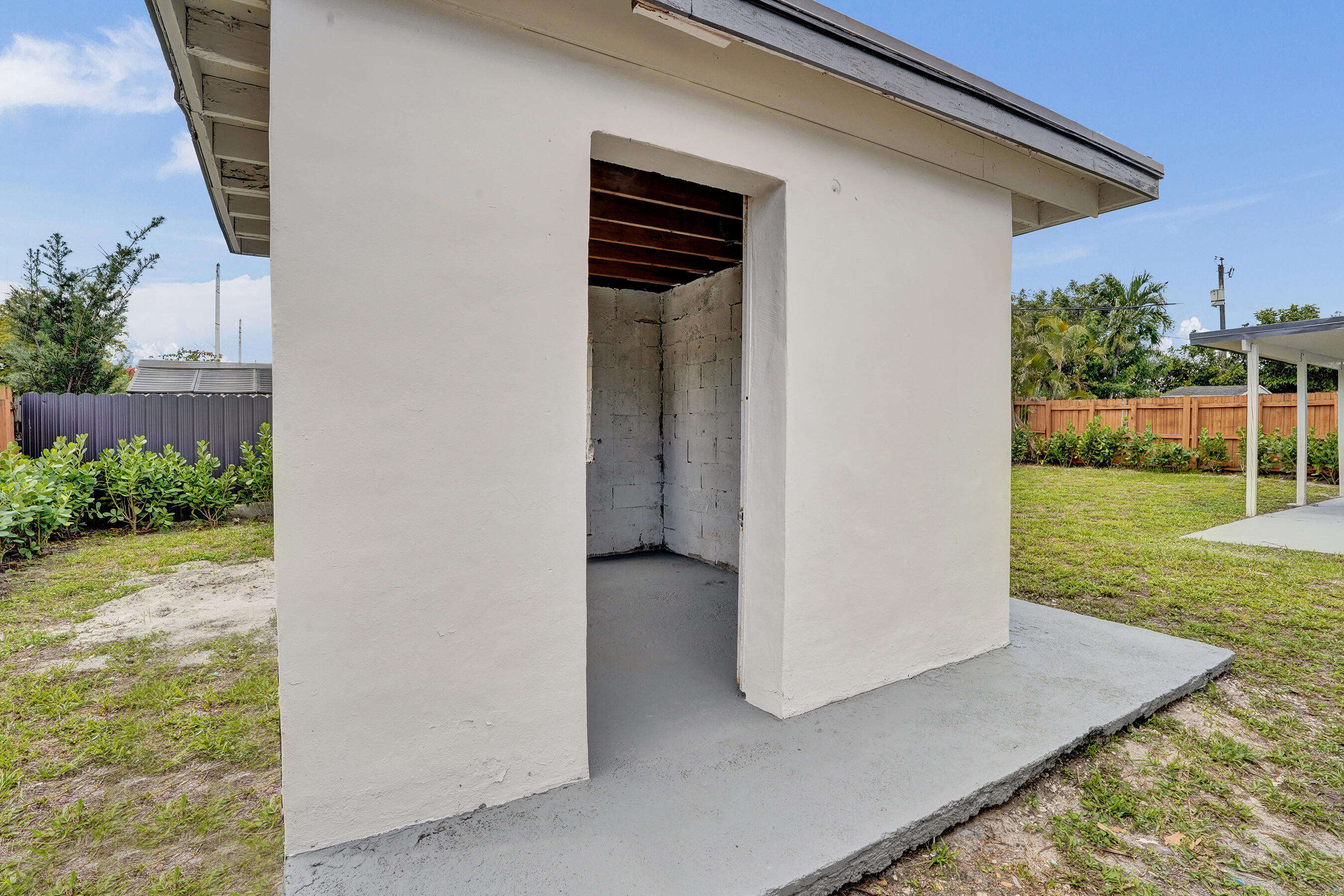 BOULEVARD HEIGHTS SEC 3 - Residential Lease