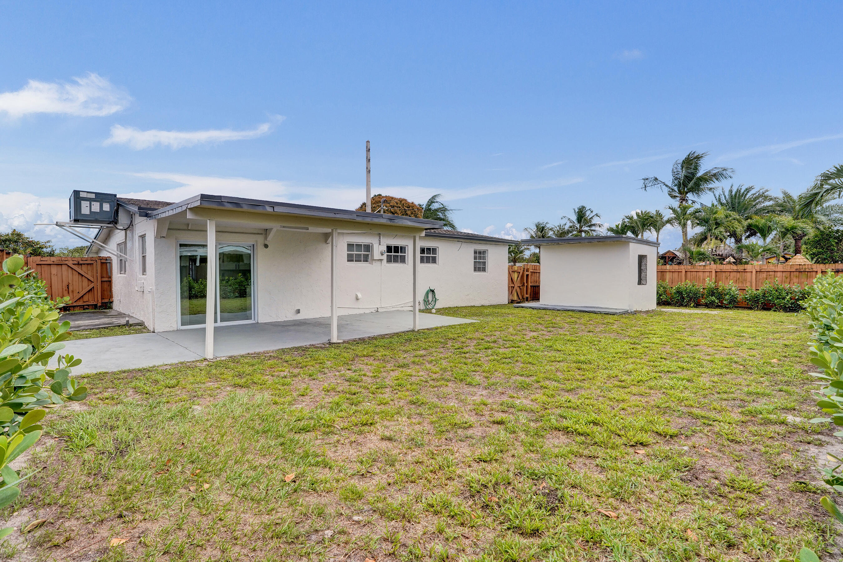 BOULEVARD HEIGHTS SEC 3 - Residential Lease