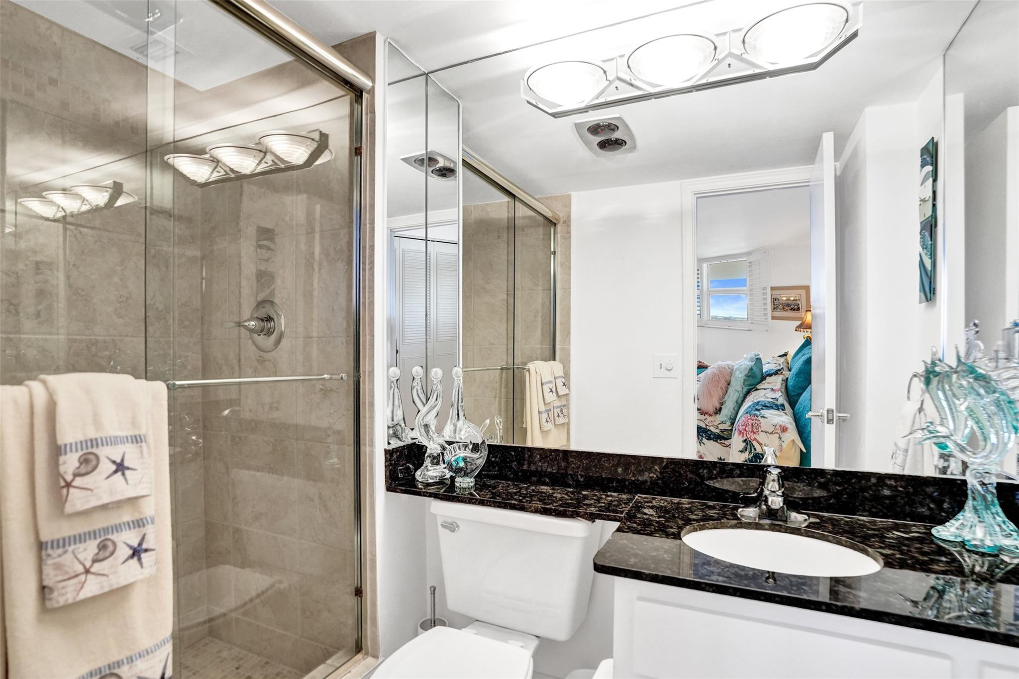 RIVERSIDE TOWERS - Residential