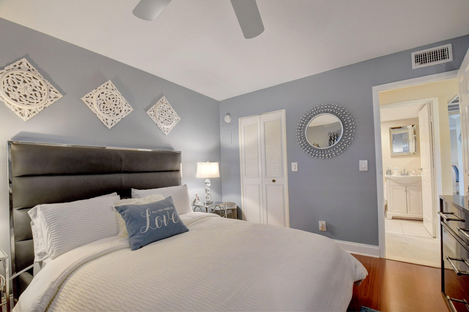 KINGS POINT FLANDERS CONDOS - Residential