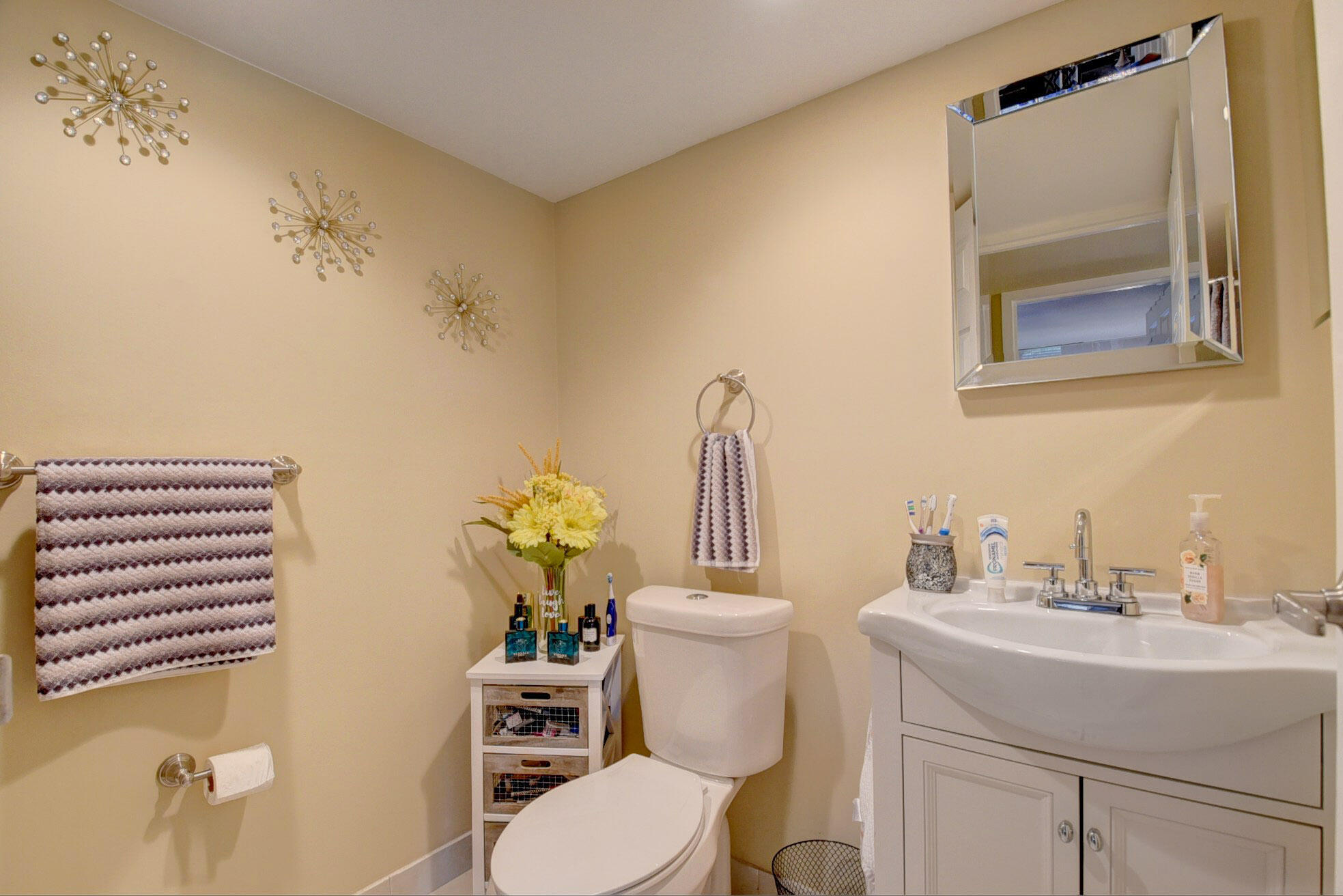 KINGS POINT FLANDERS CONDOS - Residential