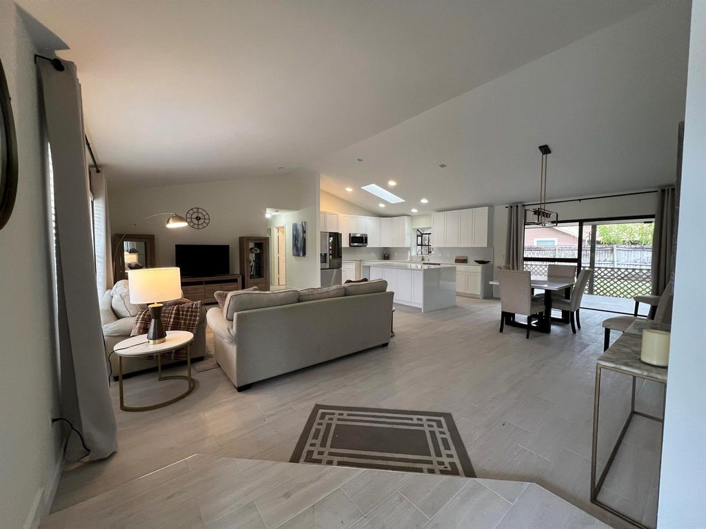 Photo of 1507 Hollyhock Road, Wellington, FL 33414 (MLS # R10990334)