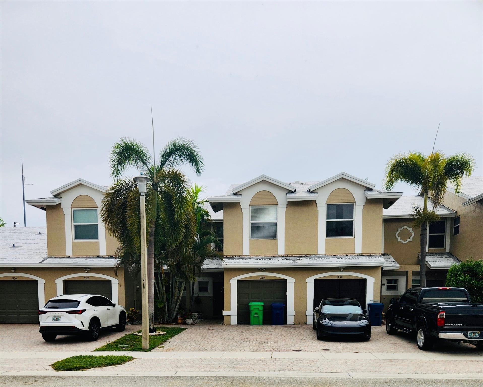 5512 NW 90th Ter