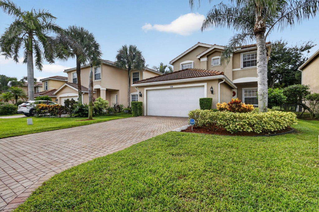Photo of 7890 JEWELWOOD Drive, Boynton Beach, FL 33437 (MLS # B26079851)