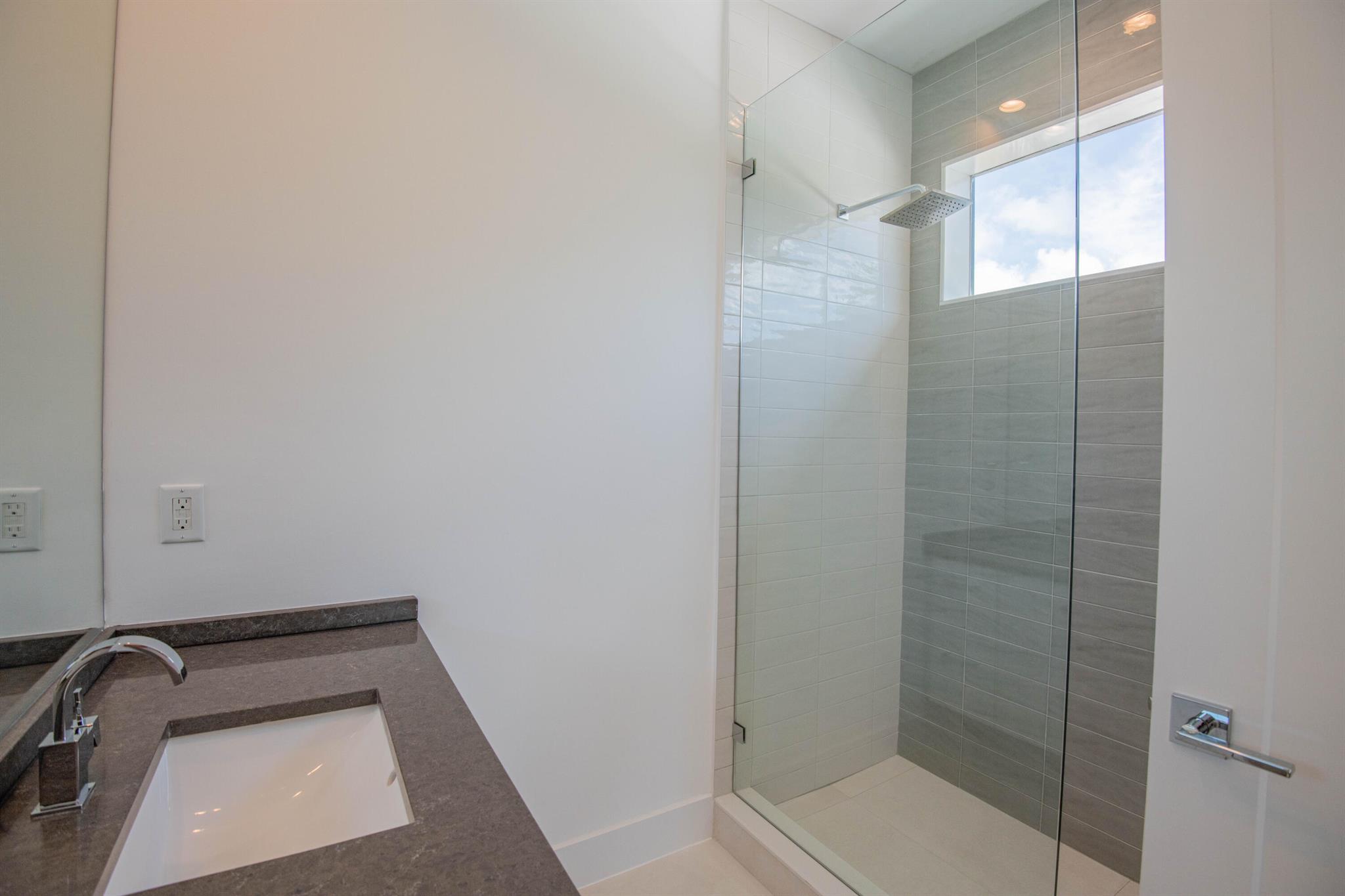 VICTORIA PARK - Residential