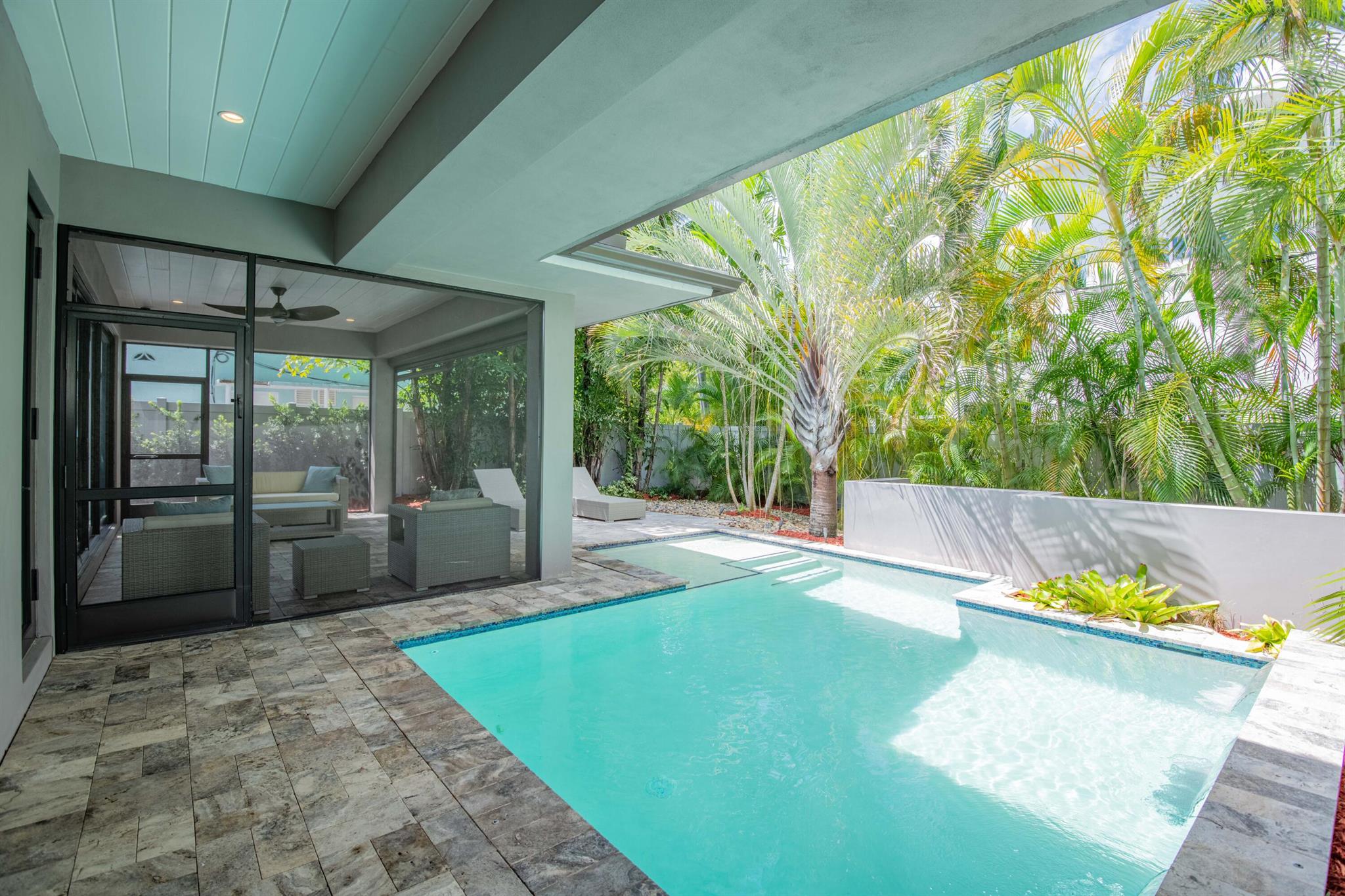 VICTORIA PARK - Residential