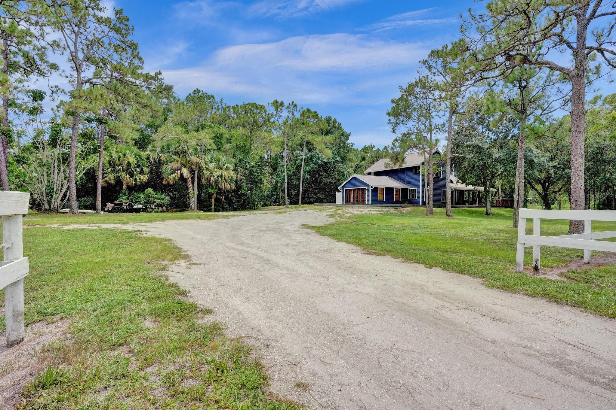 12168 148th Rd N