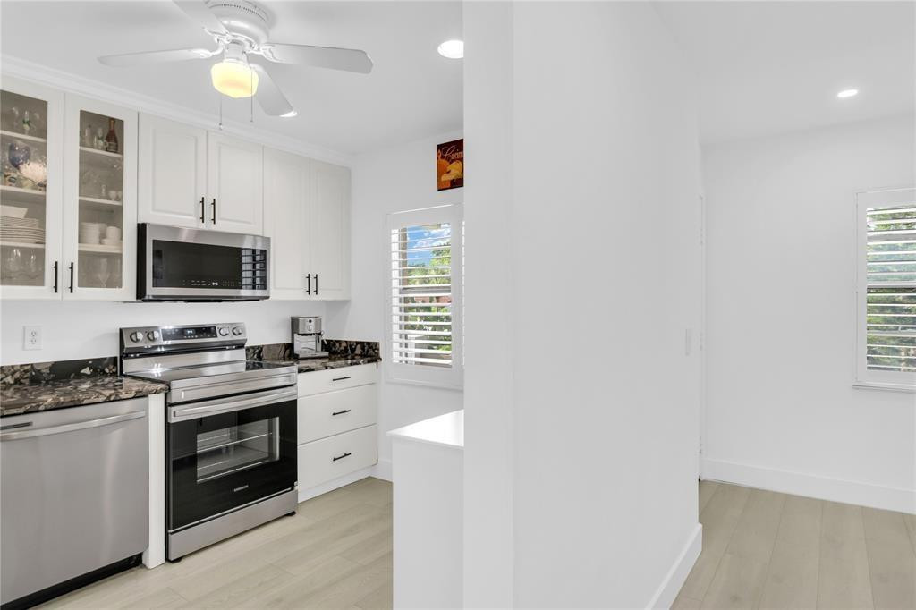 CYPRESSES OF BOCA LAGO - Residential