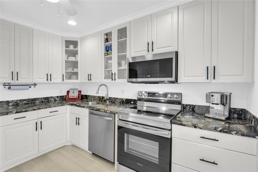 CYPRESSES OF BOCA LAGO - Residential