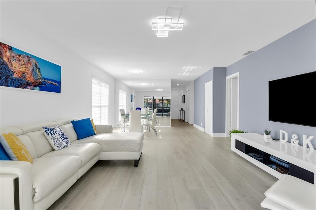 CYPRESSES OF BOCA LAGO - Residential