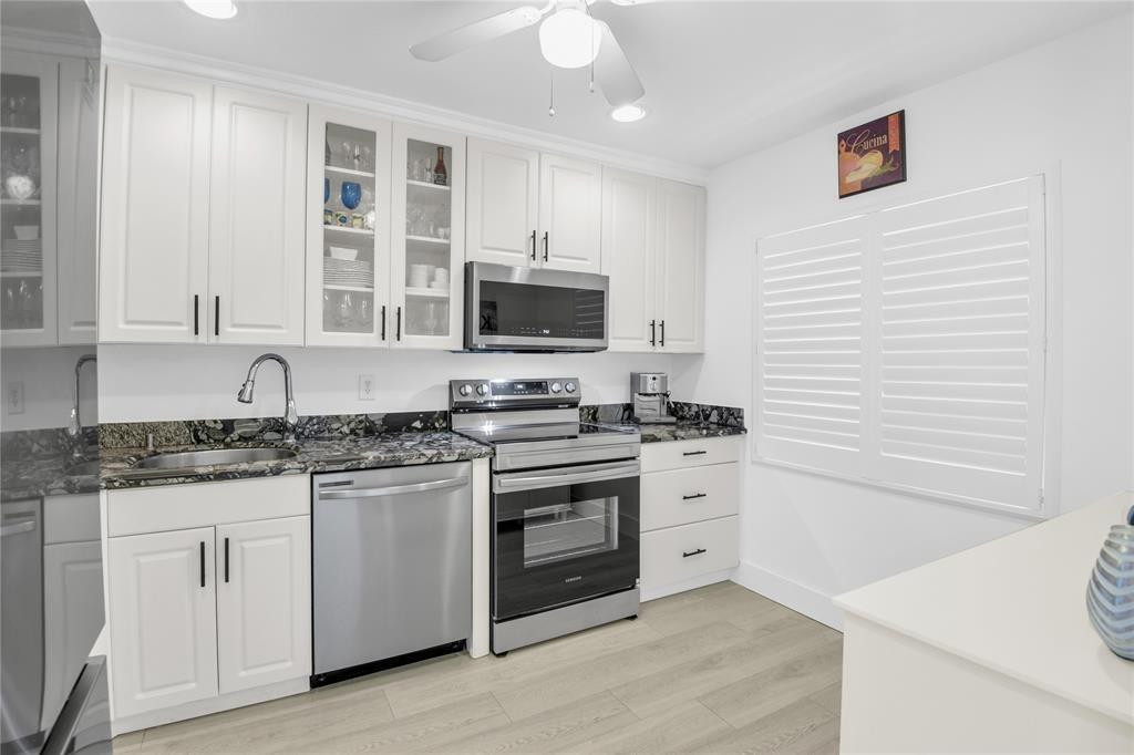 CYPRESSES OF BOCA LAGO - Residential