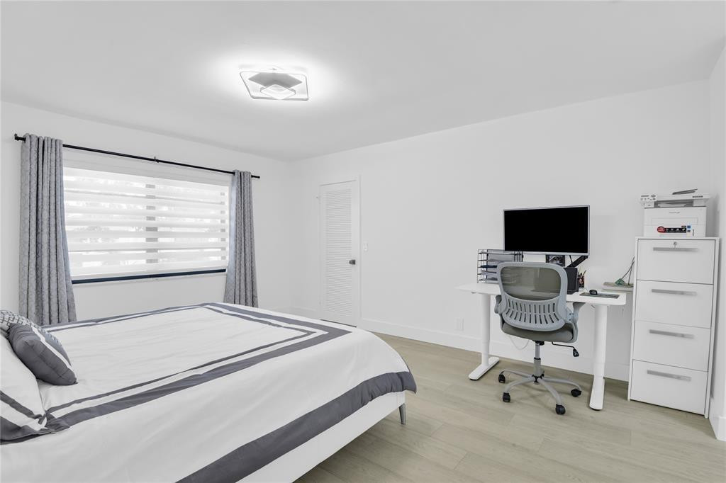 CYPRESSES OF BOCA LAGO - Residential