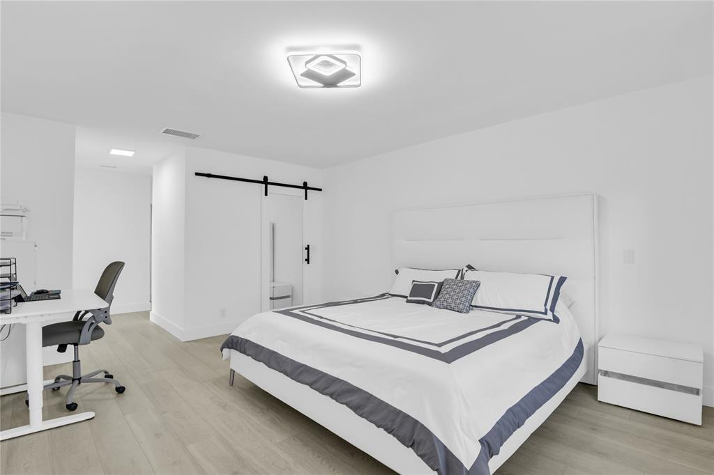 CYPRESSES OF BOCA LAGO - Residential