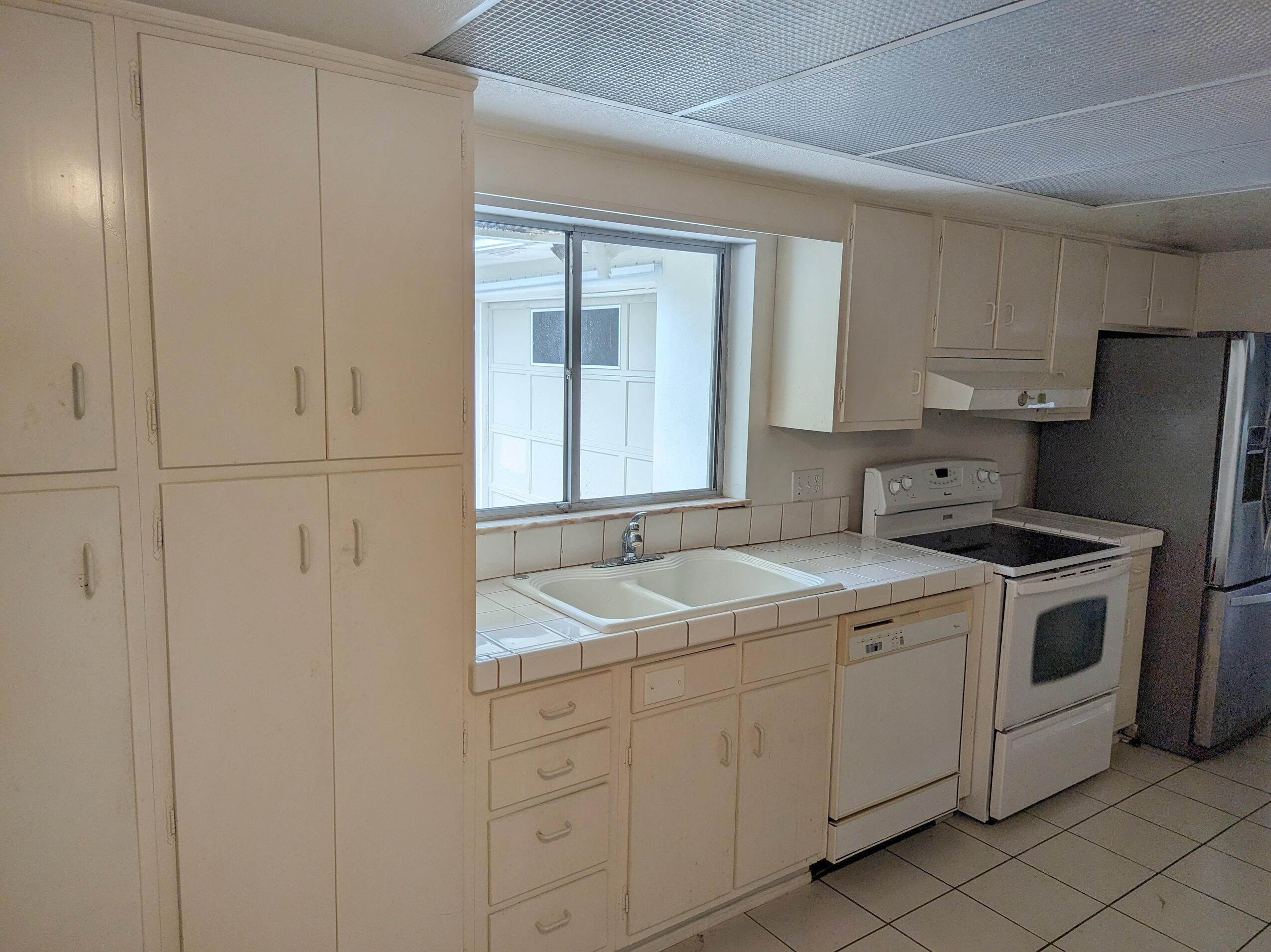 RIVER PARK-UNIT 4 - Residential