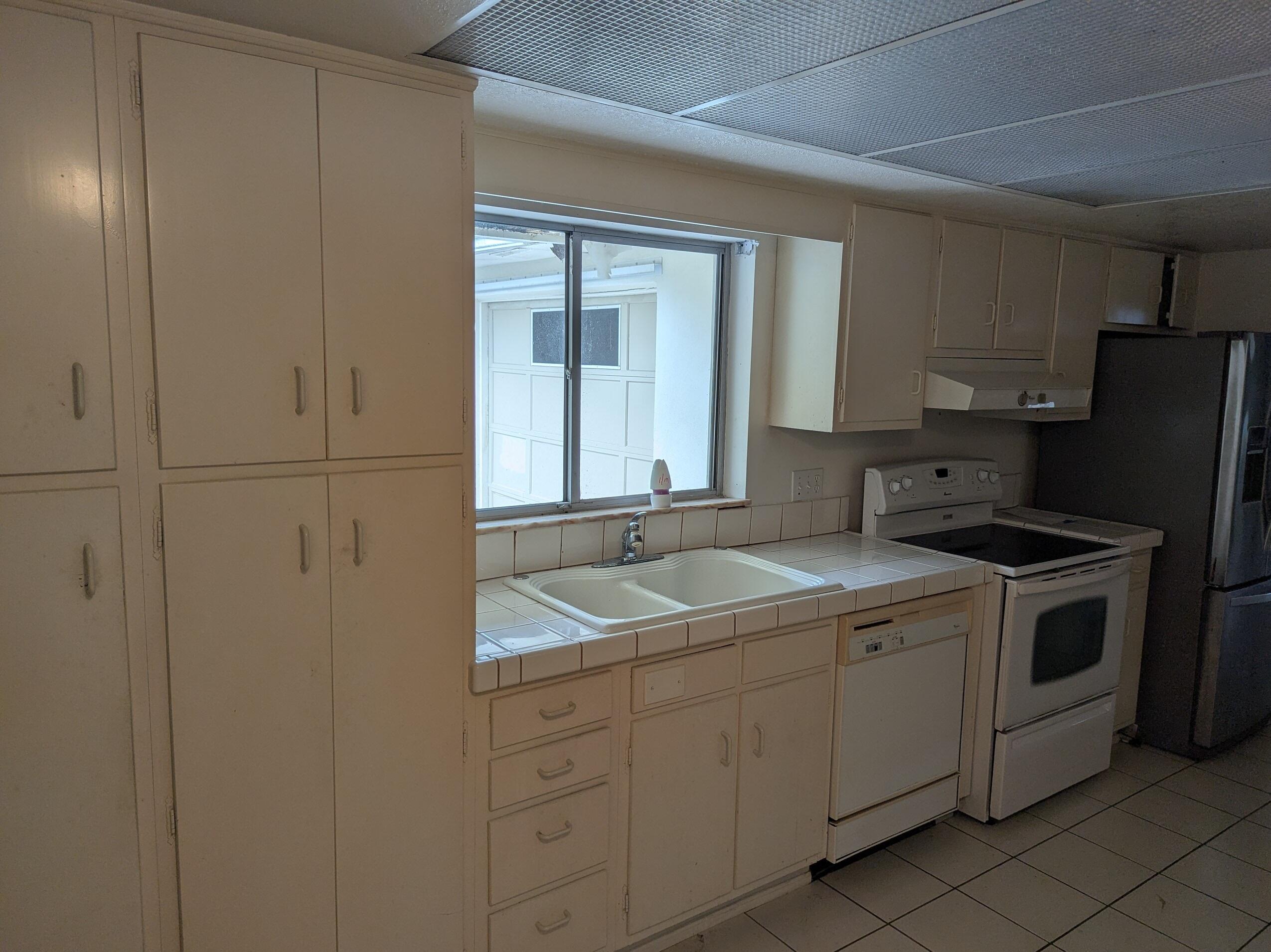 RIVER PARK-UNIT 4 - Residential