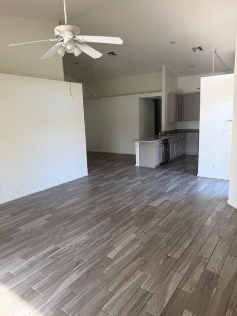 WELLINGTONS EDGE PAR 78 PH 2 - Residential Lease
