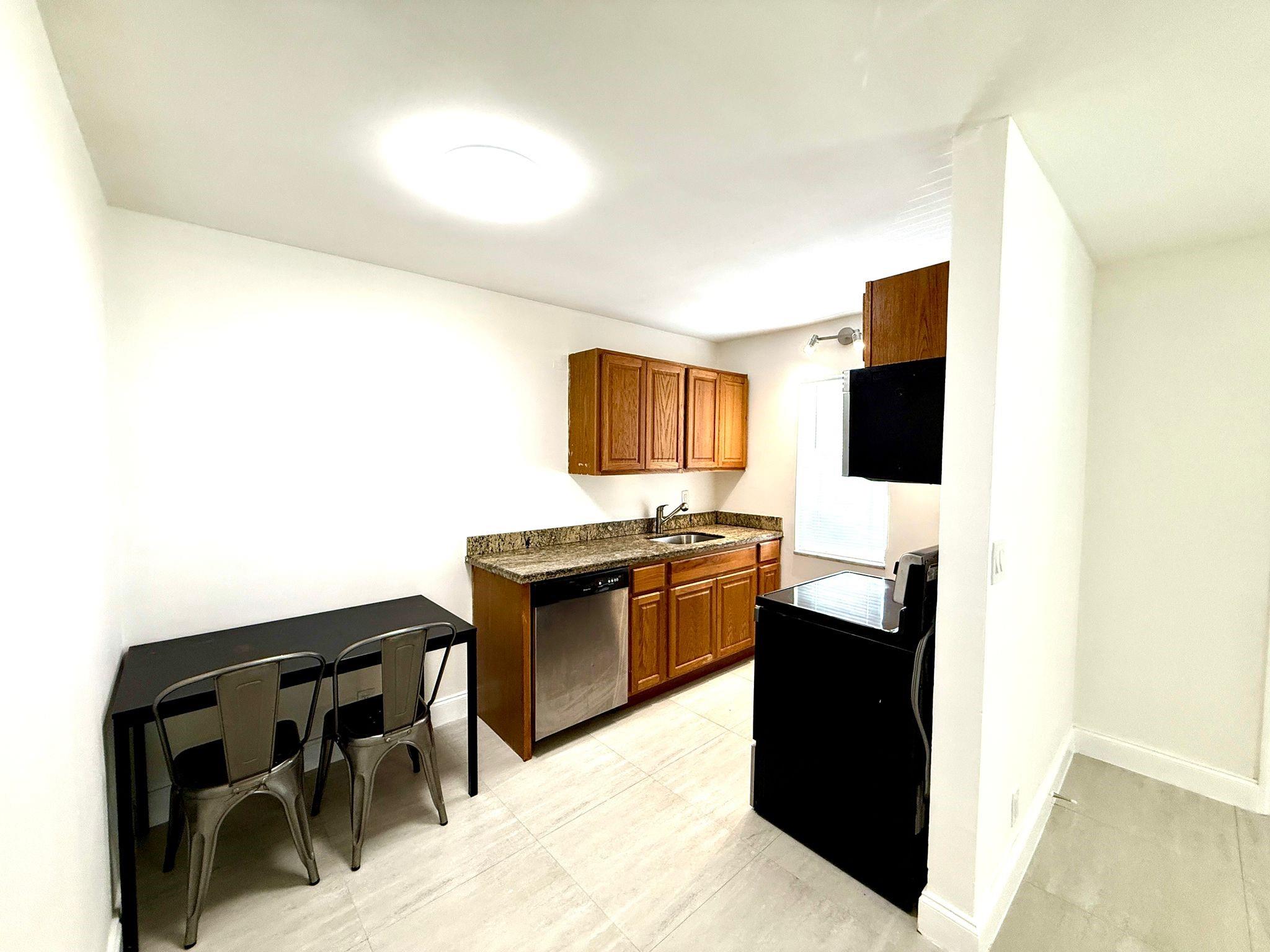 Resub Of Highland Estates - Residential Lease