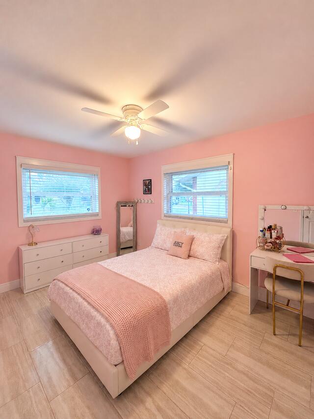 HARBOR PALMS-UNIT SIX - Residential