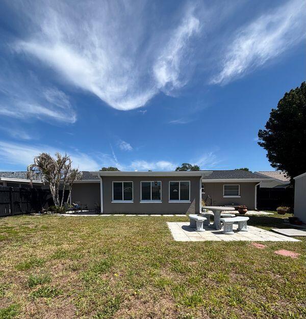 HARBOR PALMS-UNIT SIX - Residential
