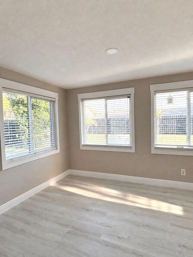 HARBOR PALMS-UNIT SIX - Residential