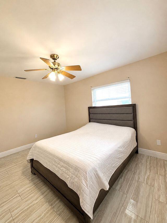 HARBOR PALMS-UNIT SIX - Residential