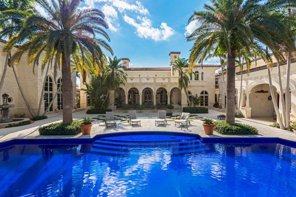 ROYAL PALM YACHT & COUNTR - Residential