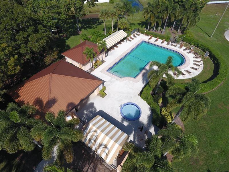 Stamford At Villages Palm - Residential