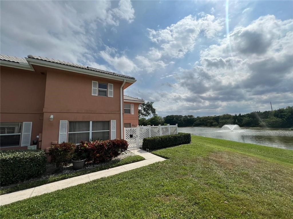 Stamford At Villages Palm - Residential
