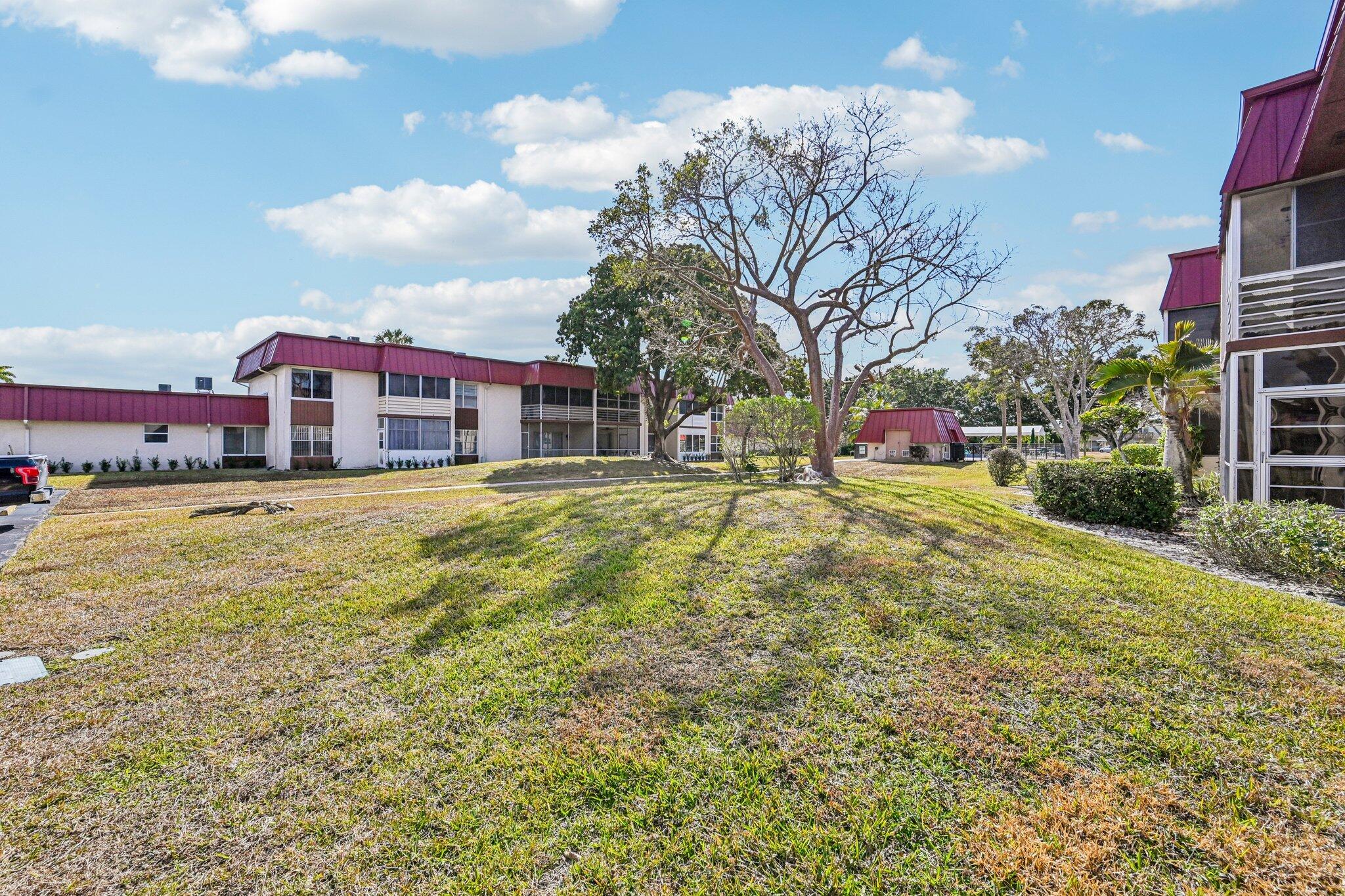Greenway Village Condo South 02 - Residential