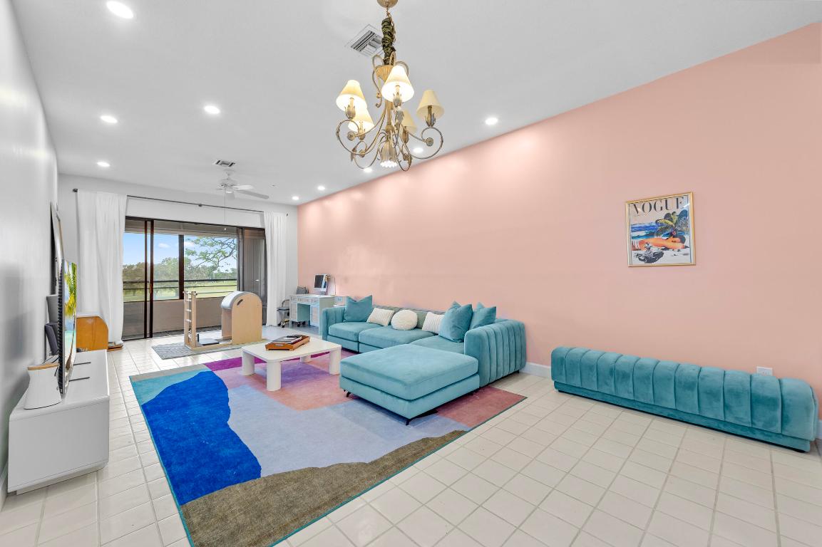 LA PAZ AT BOCA POINTE - Residential