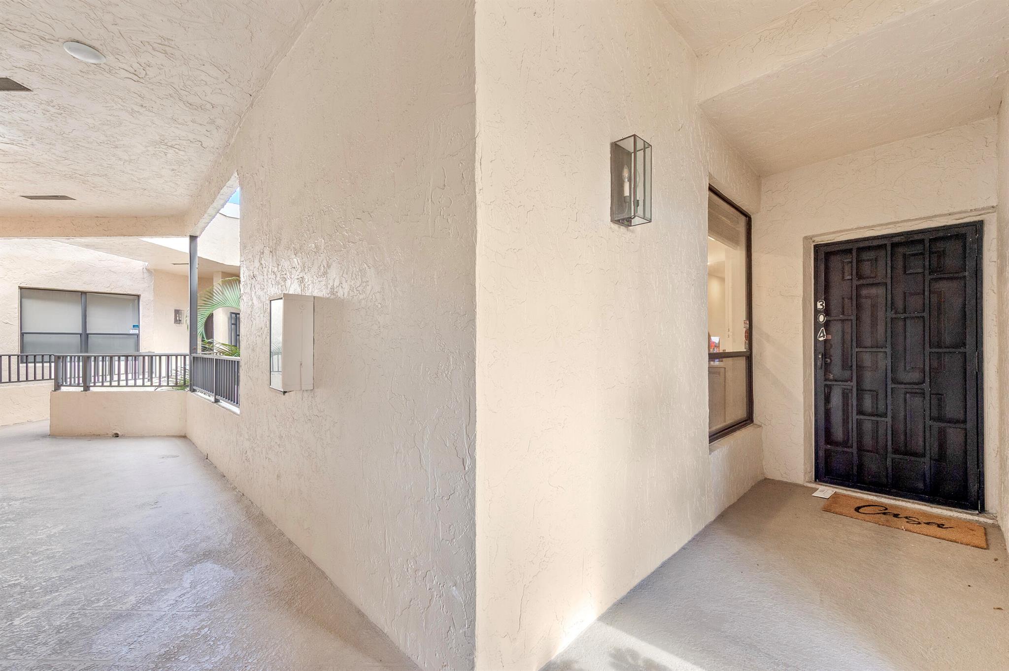 LA PAZ AT BOCA POINTE - Residential